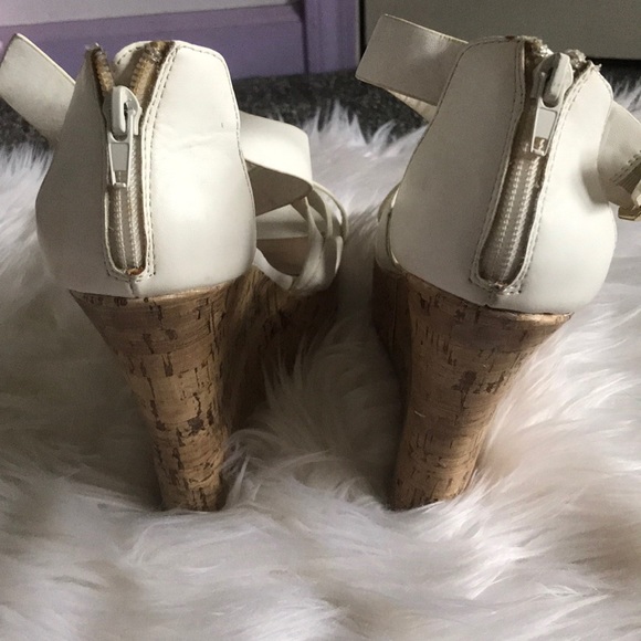 Express white Wedges - Picture 5 of 8